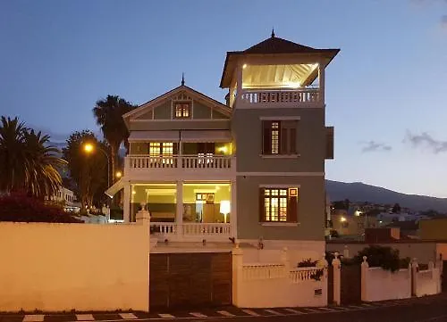 Apartamentos La Casa Verde Puerto de la Cruz  Spain