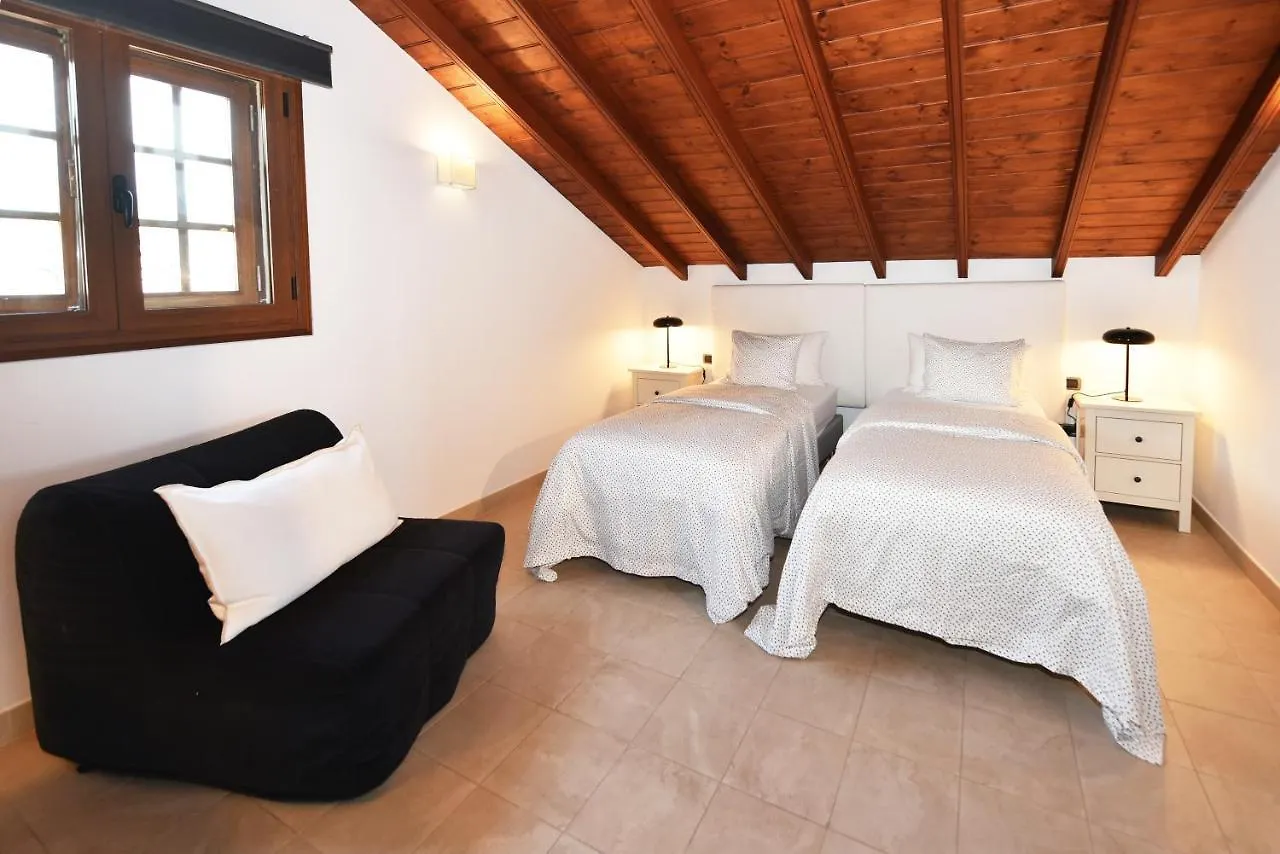 Apartamentos La Casa Verde Puerto de la Cruz  Spain